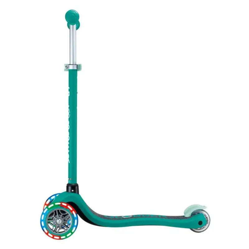 Globber Primo Foldable 3-Wheel Scooter With Illuminated Wheels – Emerald Green 1