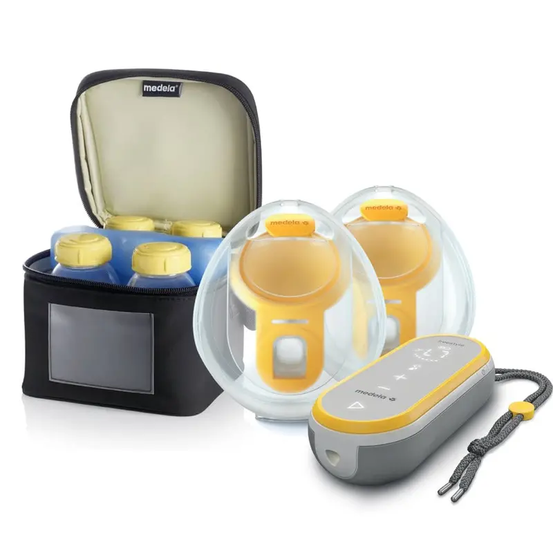 Medela Freestyle Hands-Free Breast Pump Bundle – Includes Cooler Bag & 4 Bottles 1